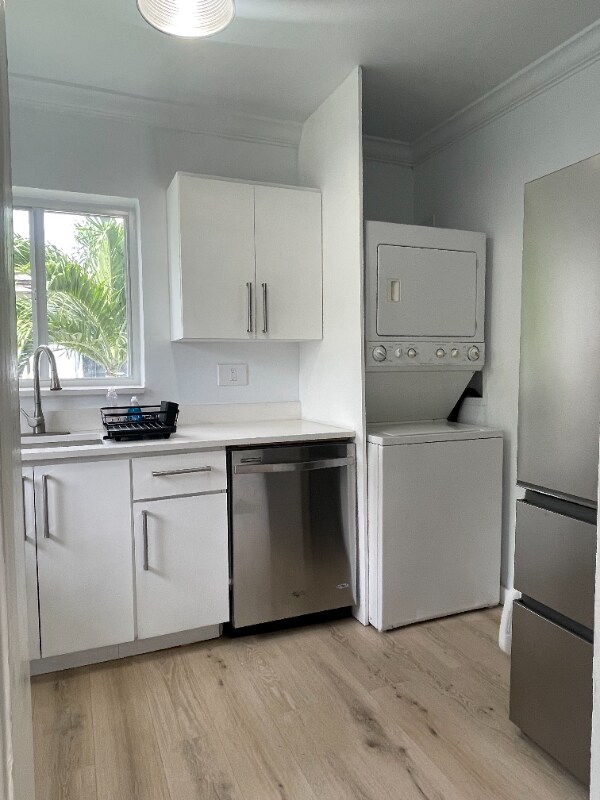 Building Photo - 1252 SW 13th Ave