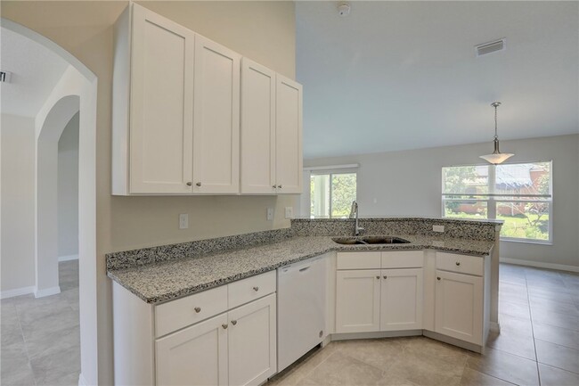 Building Photo - 8336 99th Ct
