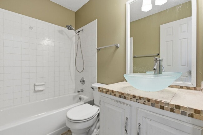 Building Photo - 8822 N 83rd St