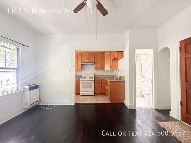 Building Photo - 1102 S Mariposa Ave