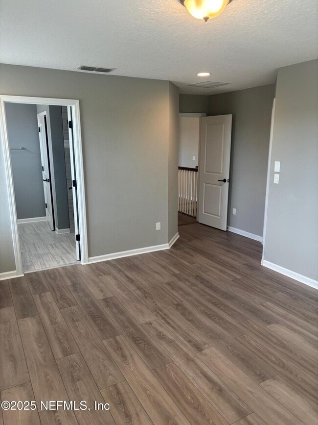 Building Photo - 11106 Minnetta Ct