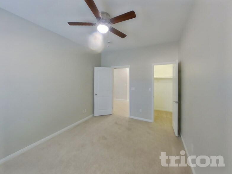 Building Photo - 2204 Turtle Beach Ave