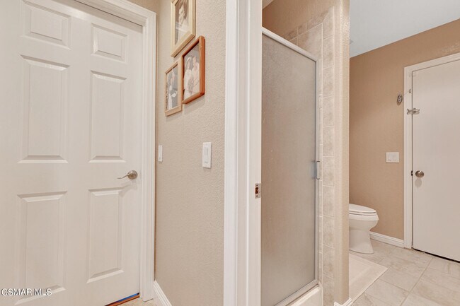 Building Photo - 4542 Skidmore Ct