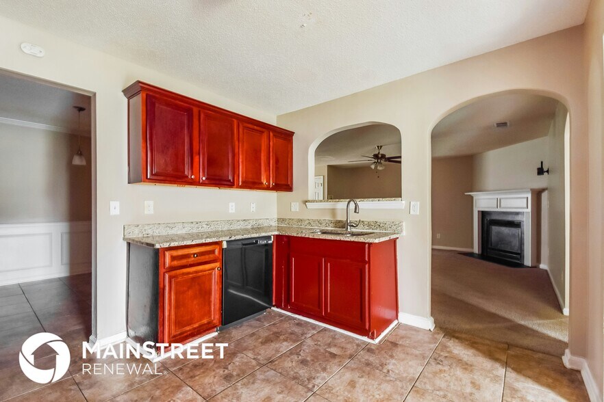 Building Photo - 5861 San Gabriel Ln