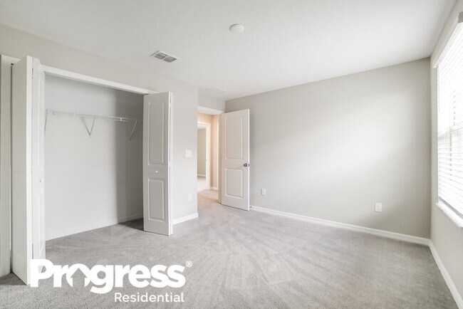Building Photo - 2190 Jungle Dr