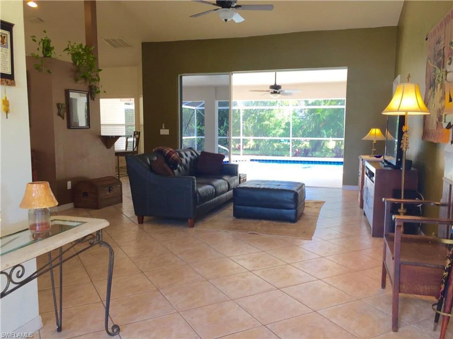 Building Photo - Coming Soon 3 BR / 2 BA + Den Home with Pool and Fenced Back Yard