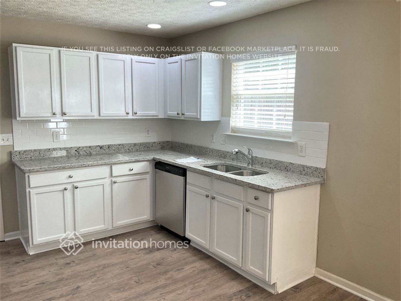 Building Photo - 500 Kensigton Park Dr