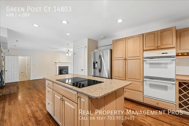 Building Photo - Green Post Ct 14803-