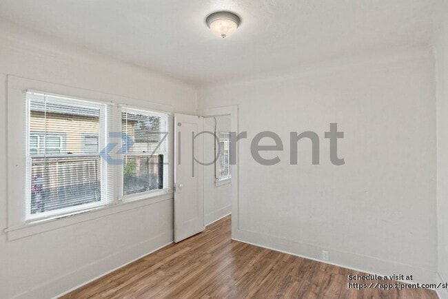 Building Photo - 7840 Church St