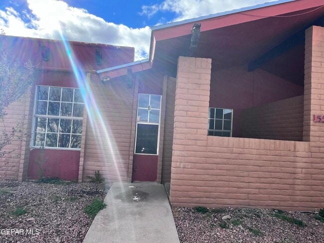 Building Photo - 5524 Oakbriar Cir