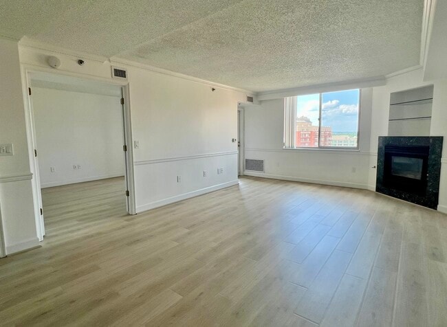 Building Photo - 1276 N Wayne St