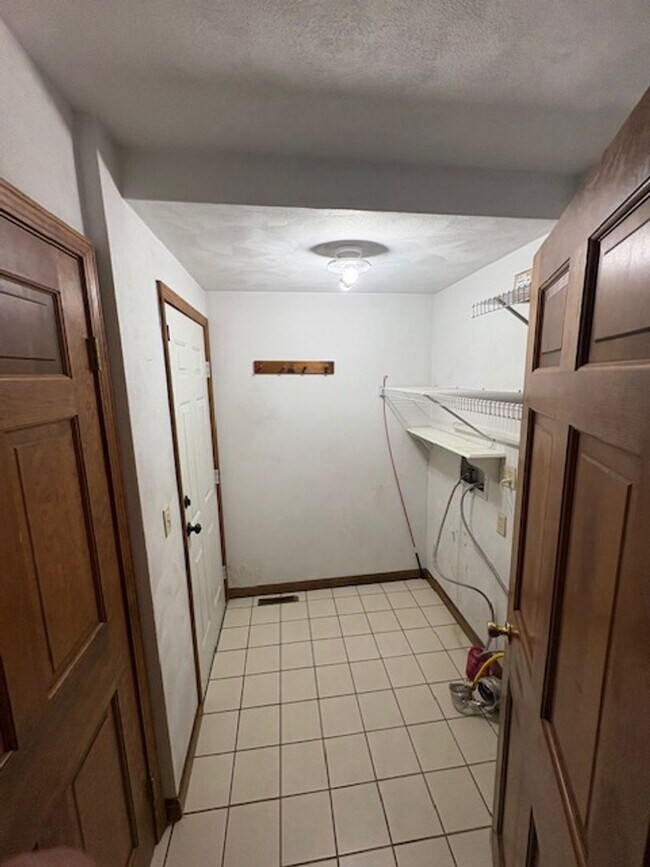 Building Photo - Beautiful Home in Peoria just off of Unive...