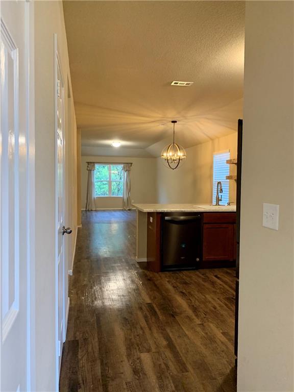 Building Photo - 7851 Bridgegate Ave