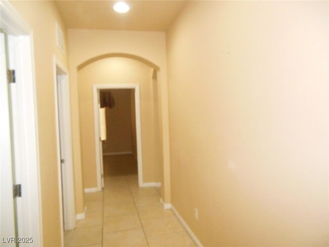 Building Photo - 6277 Mustang Spring Ave