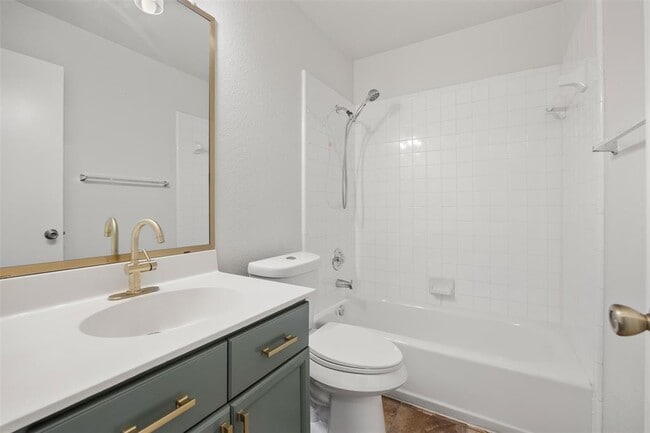 Building Photo - 7016 Albacete Ln