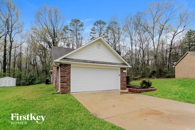 Building Photo - 6202 Suntrace Way