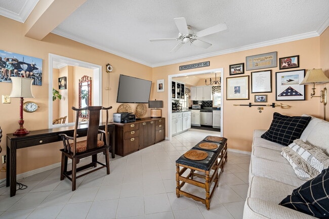 Building Photo - 1180 Reef Rd