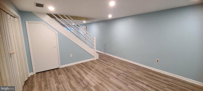 Building Photo - 1011 Regina Dr
