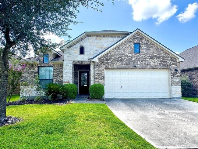Building Photo - 10007 Red Tamarack Ln