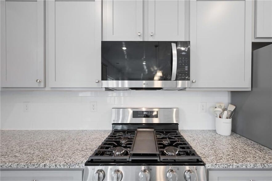 Building Photo - 1441 Stephens Vw Dr