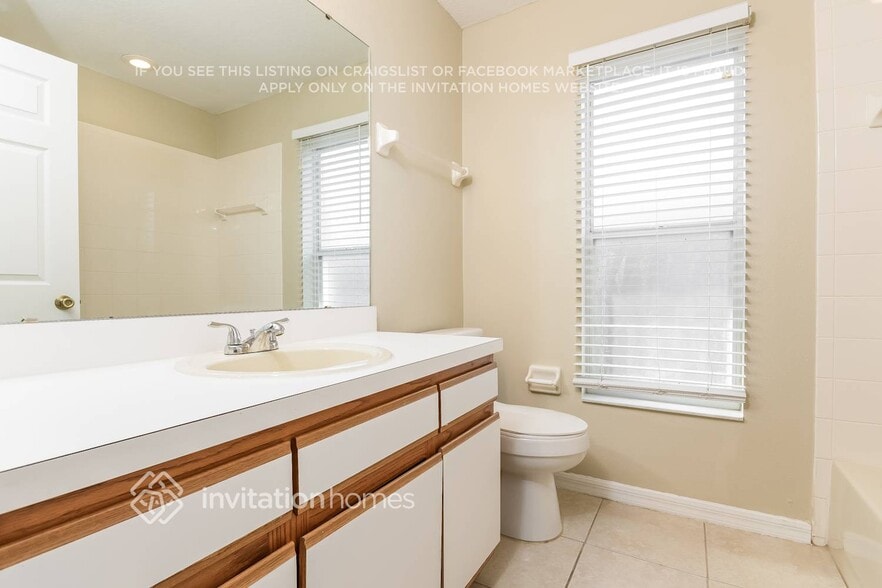 Building Photo - 220 Piccolo Way