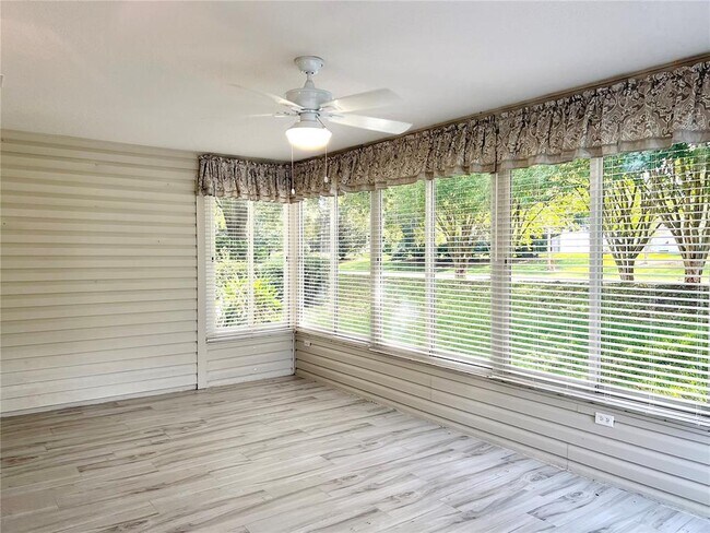 Building Photo - 919 Camino Del Rey Dr