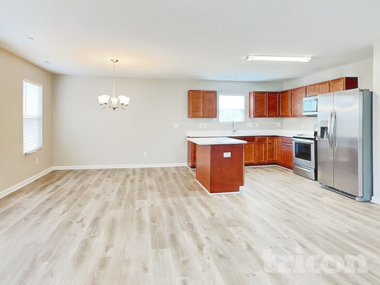 Building Photo - 312 Sequoia Dr