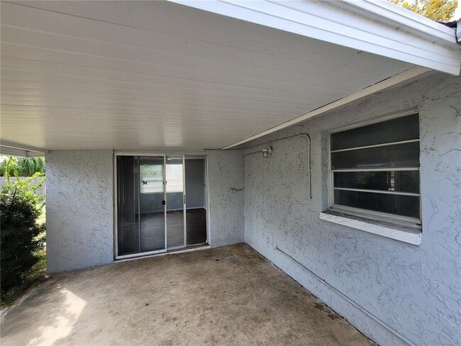 Building Photo - 8650 Robilina Rd