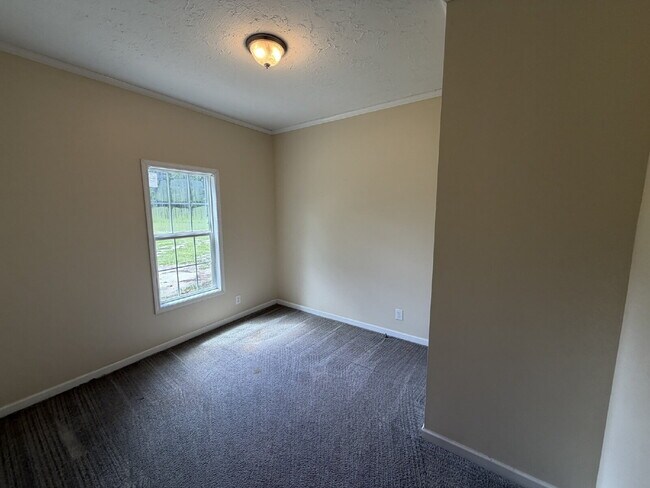 Building Photo - Mobile Home for Rent