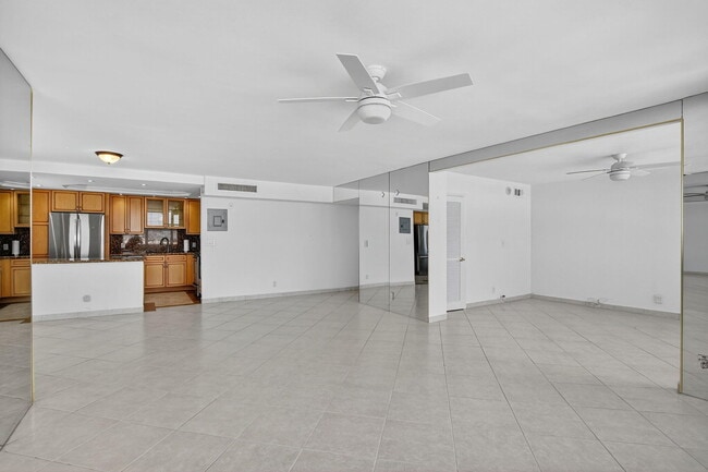 Building Photo - 800 SE 20th Ave