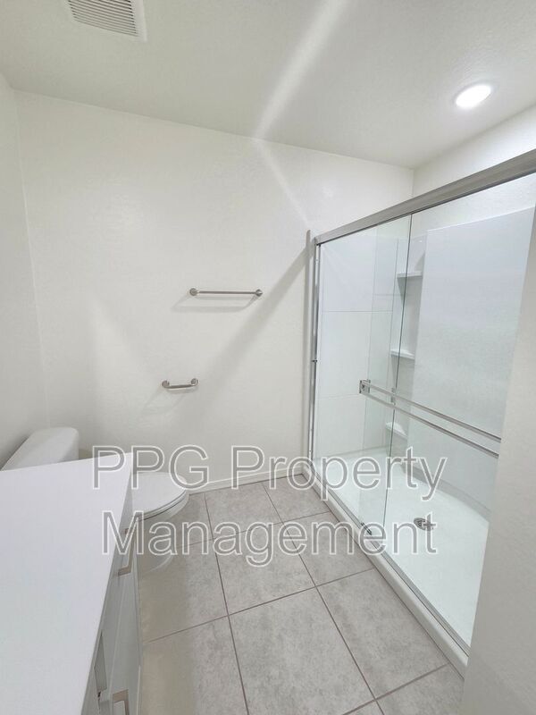 Building Photo - 20124 W Palo Verde Dr