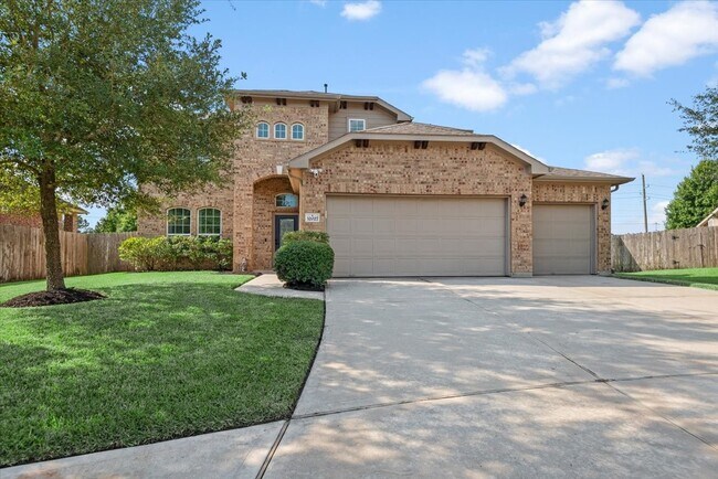 Building Photo - 32027 Steven Springs Dr