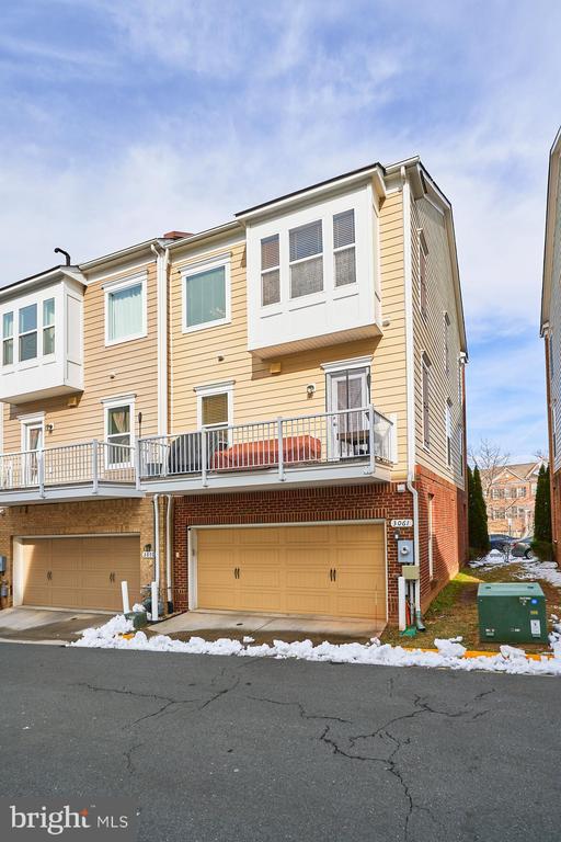 Building Photo - 3061 Waterloo Ln