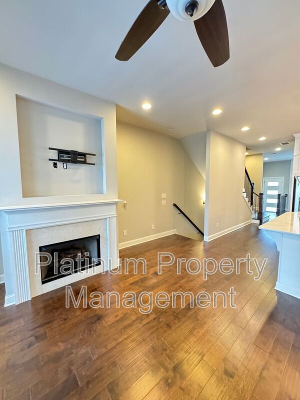 Building Photo - 4220 Deming Cir