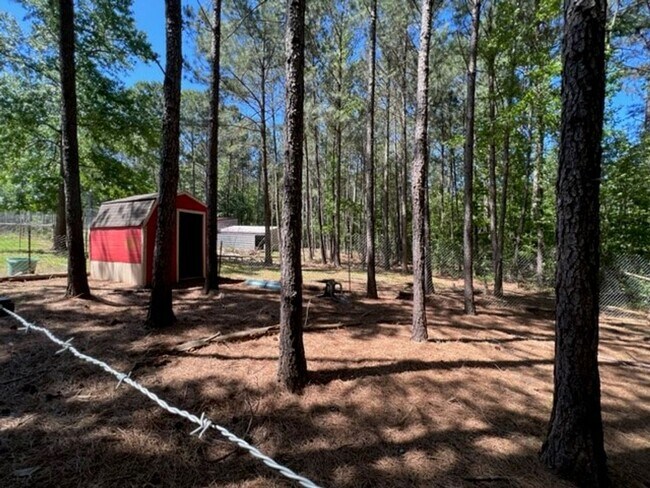 Building Photo - 6968 Moontown Dr E