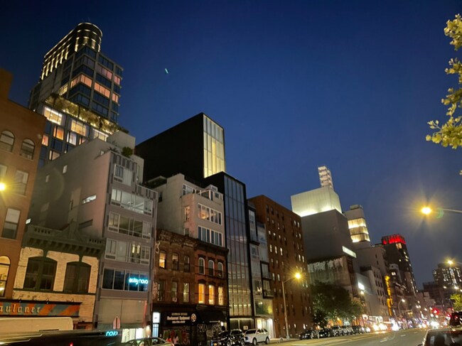Building Photo - 200 Bowery
