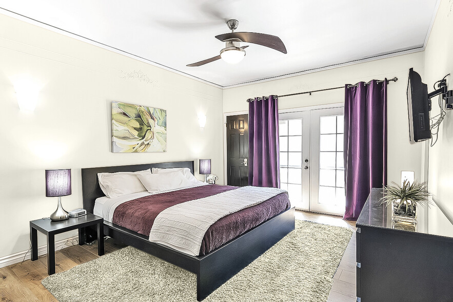 Bedroom - 217 Poinsettia S Pl