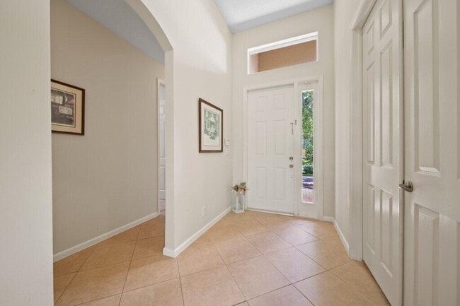 Building Photo - 1423 SE Legacy Cove Cir
