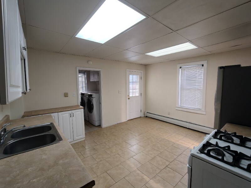 Building Photo - 509 Hallstead St