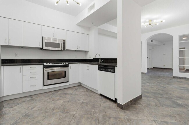 Building Photo - 233 S Federal Hwy