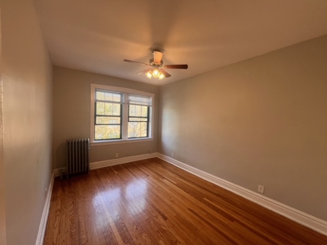 Building Photo - 3222 N Karlov Ave