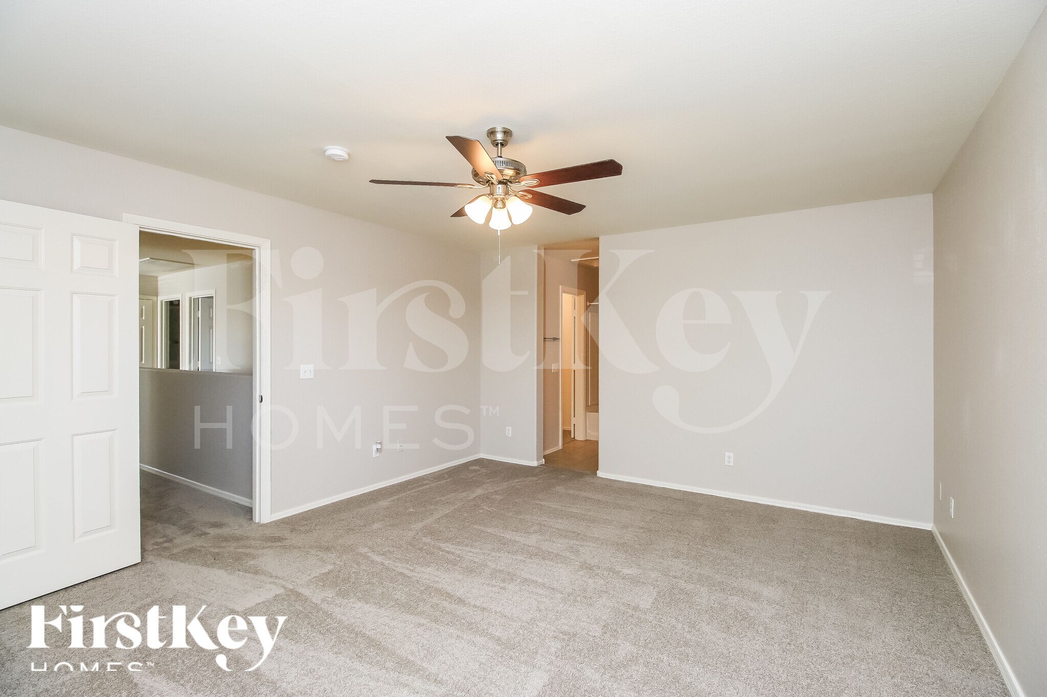 Building Photo - 1858 E Omega Dr