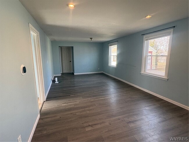 Building Photo - 484 81st St