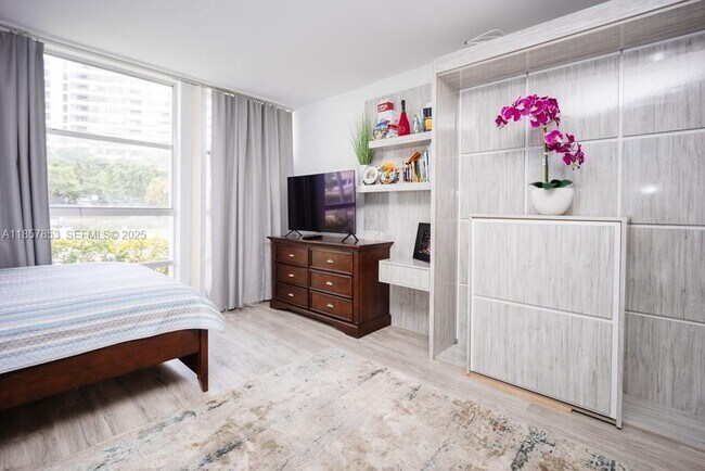 Building Photo - 501 Three Islands Boulevard