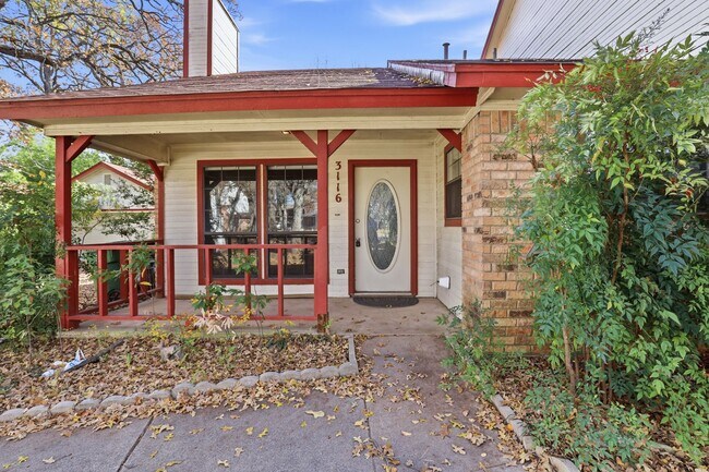 Building Photo - Great in Grapevine