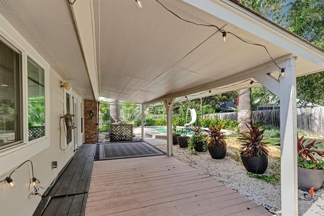 Building Photo - 1312 Quailfield Cir