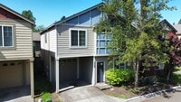 Building Photo - Great four bedroom home in Aloha!