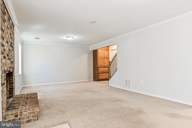 Building Photo - 9929 Hemlock Woods Ln