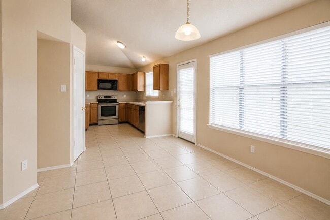 Building Photo - 1410 Flameleaf Dr