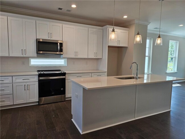 Building Photo - 2591 Ocean Walk Dr